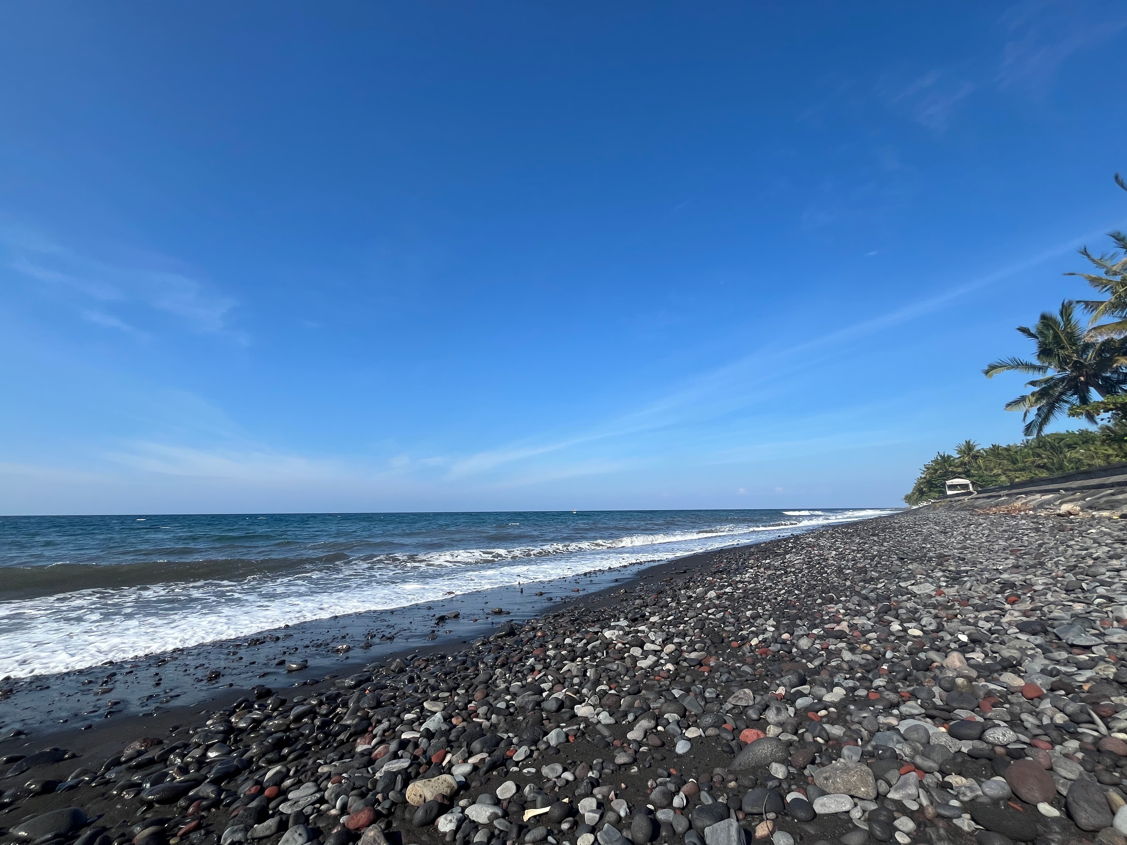 Pantai Candi Gora